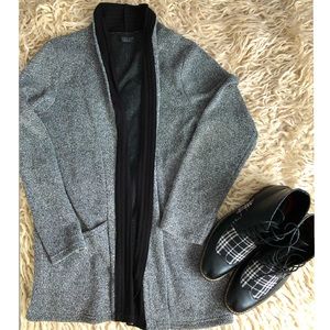 Beautiful, stylish cardigan by Zara Man, size US L, EC